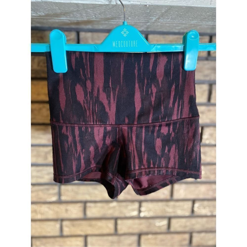 Lululemon Athletic Shorts‎